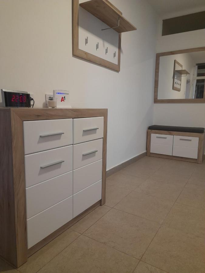 Apartman Stevan Pirot Exterior foto
